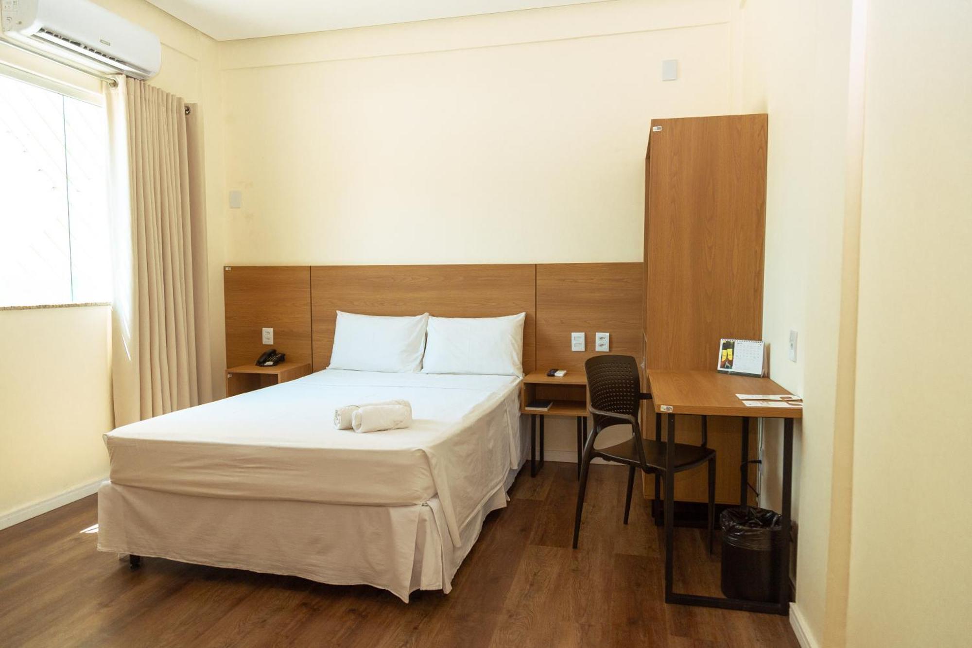 Hotel Equinocios Essential Barcarena Esterno foto