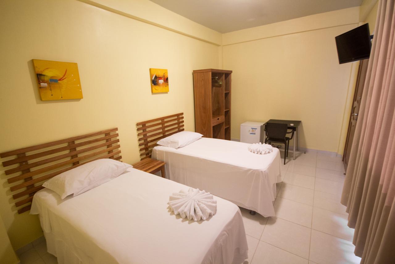 Hotel Equinocios Essential Barcarena Esterno foto